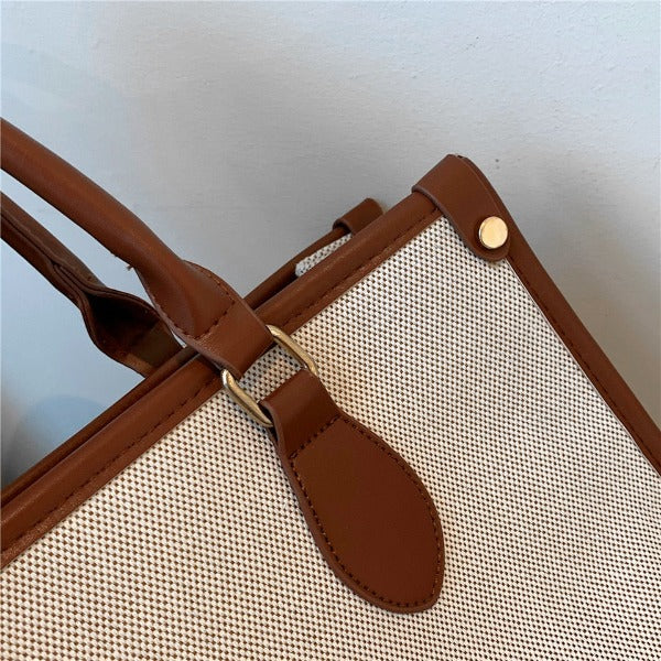 Bolsa Transversal Média; Bolsa Transversal Feminina; Bolsa De Lona; Bolsa de lona Feminina; Bolsa Tote Preta; Bolsa Tote; Bolsa Totem; Bolsa de Mão; YesBeleza