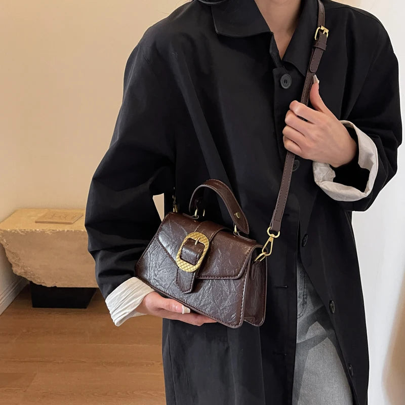 Bolsa Pequena Transversal Kayla