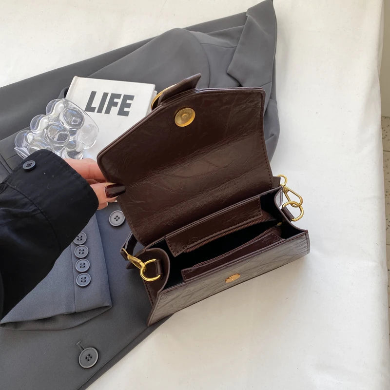 Bolsa Pequena Transversal Kayla