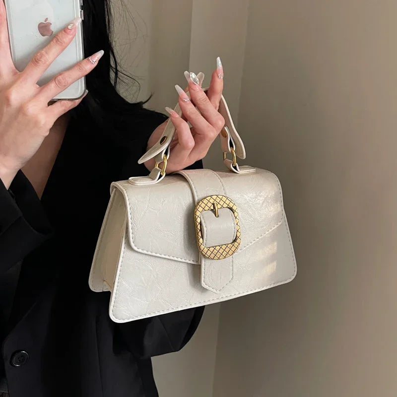 Bolsa Pequena Transversal Kayla