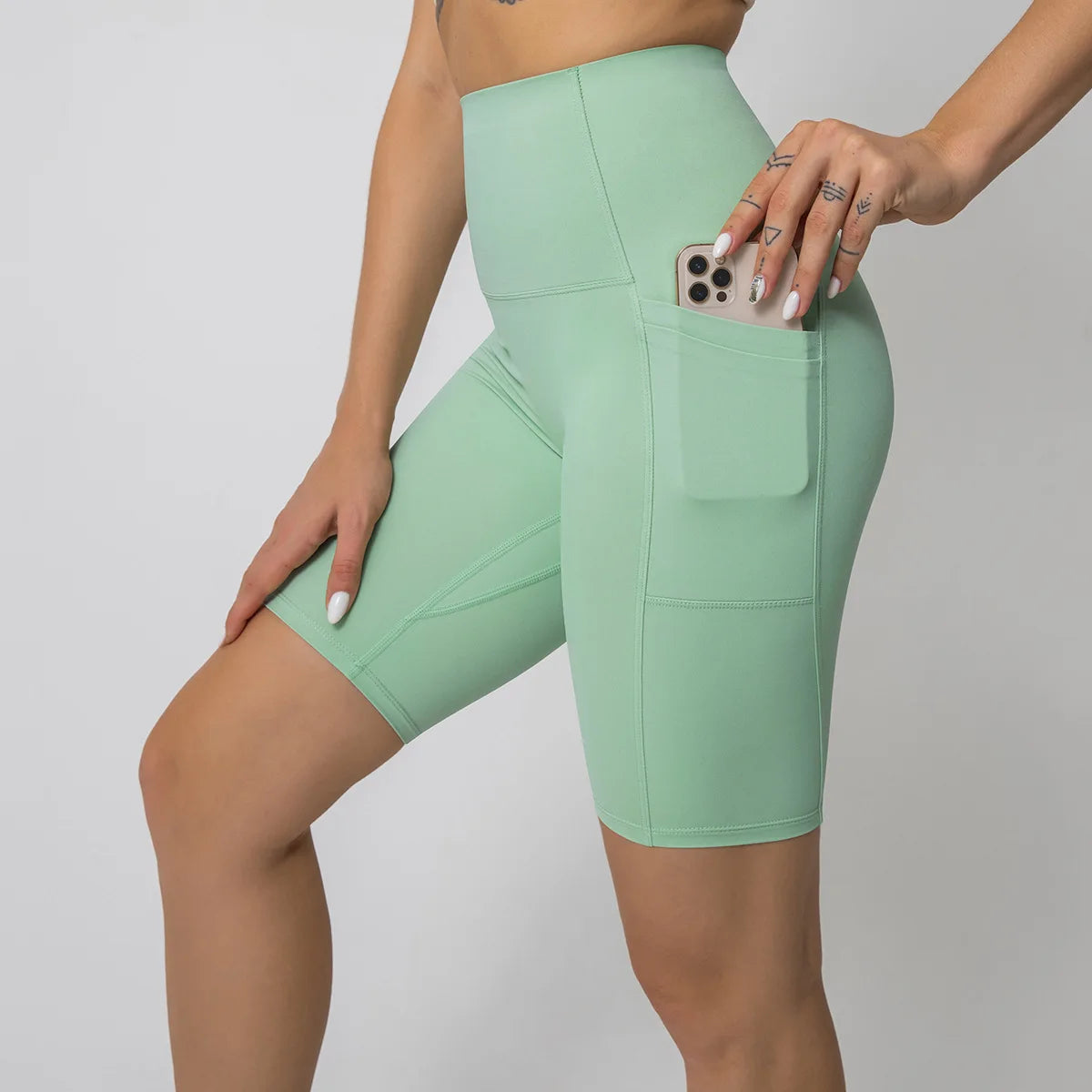 48052671643931|48052671676699|48052672037147|48052672069915