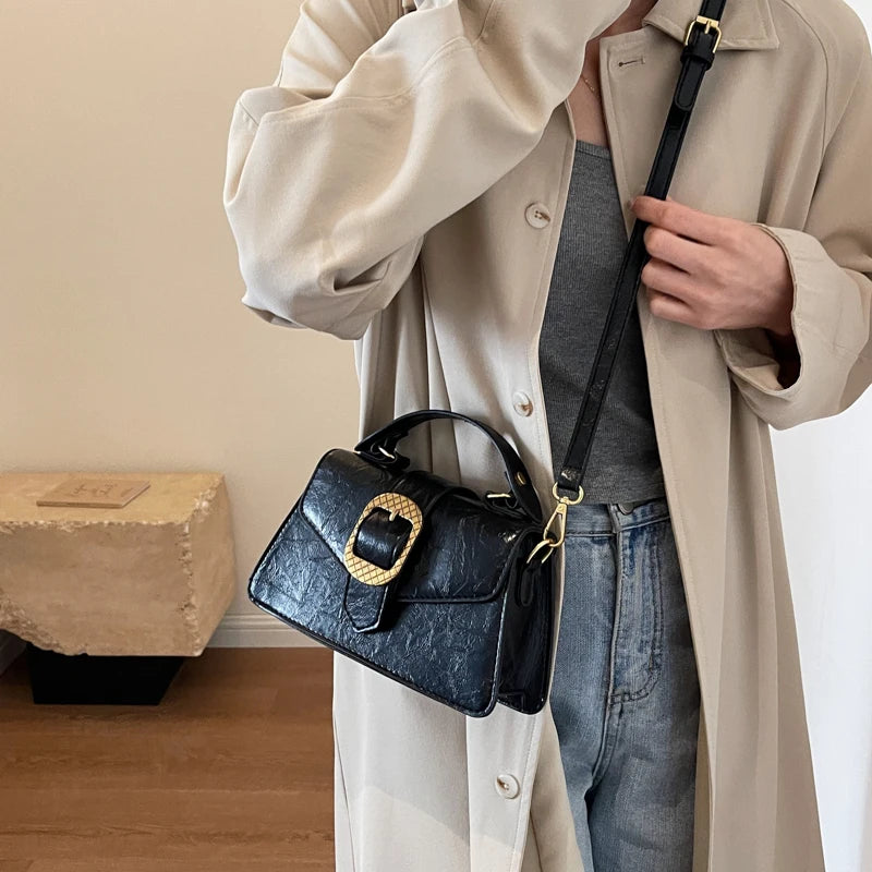 Bolsa Pequena Transversal Kayla