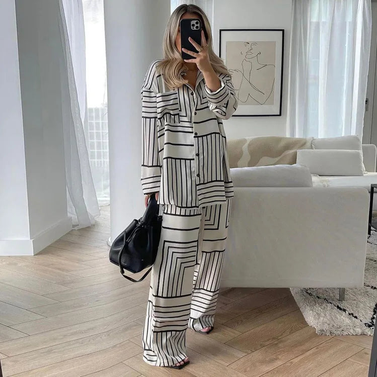 Pijama Branco e Preto Alexandra - YESBELEZA