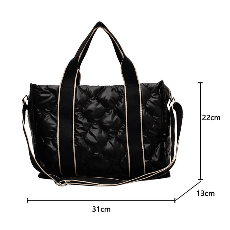 Bolsa feminina, bolsa transversal, bolsa totem, bolsa de lado, bolsa de ombro, bolsa puffer, bolsa nylon, bolsa de mão, bolsa transversal preta, largura 31cmX22cm de alturaX13 de altura.